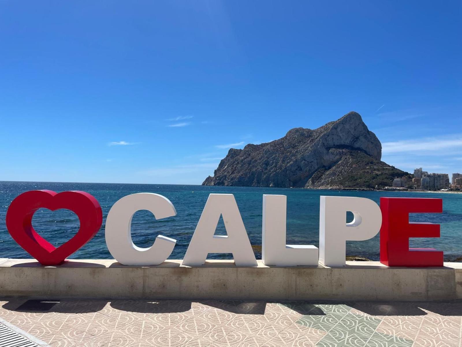 Eerstelijns Appartement Vive Cada Momento Zeezicht En Pal Aan De Boulevard En Strand Calpe, Toplocatie Kültér fotó